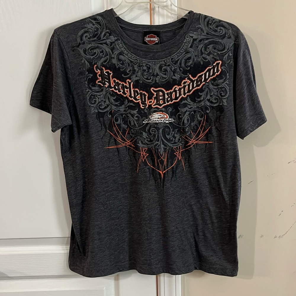 Harley Davidson women’s size large dark gray T-shirt